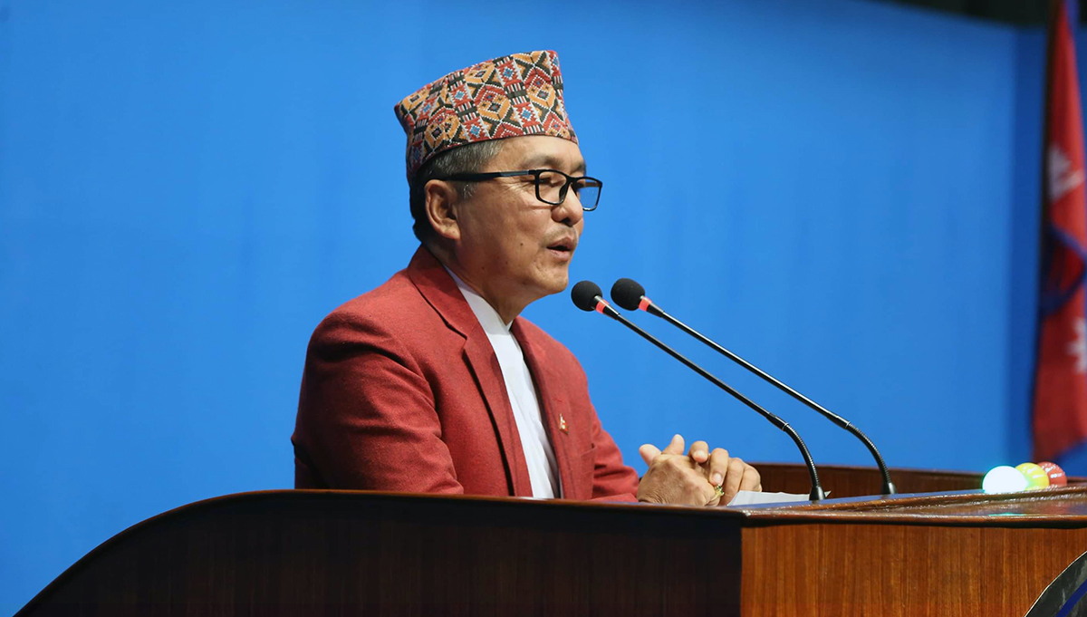‘प्रधानमन्त्रीको चाल ठिक छैन’