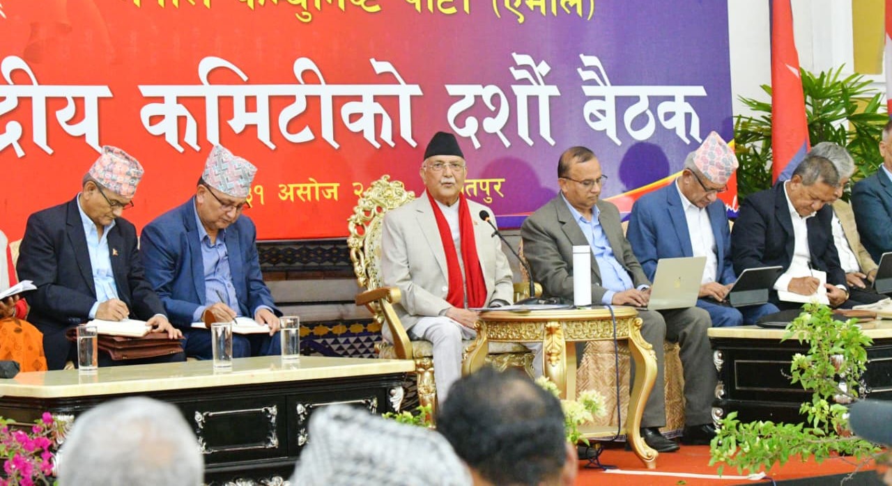 एमाले केन्द्रीय कमिटी बैठक आज पनि बस्दै