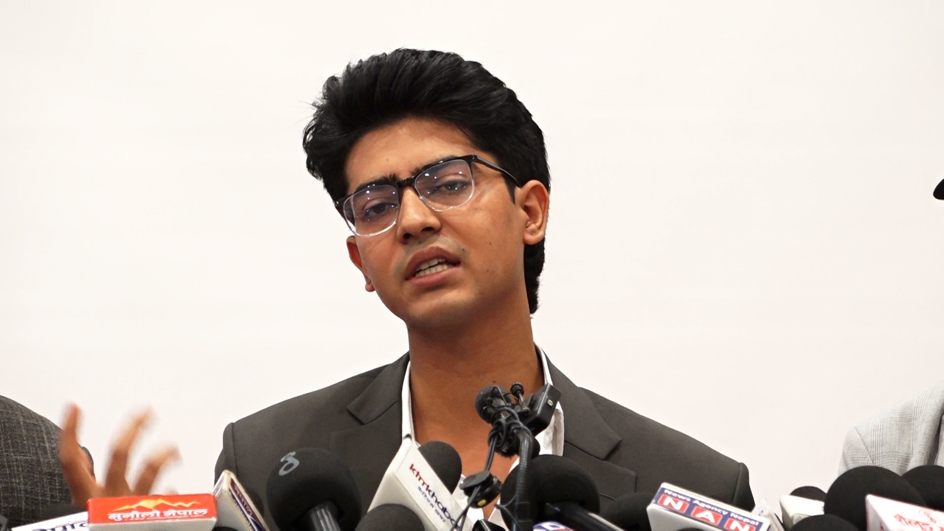 प्रत्यक्ष निर्वाचित कार्यकारी प्रणालीबिना चुनावमा जाँदैनौं : मिराज ढुंगाना