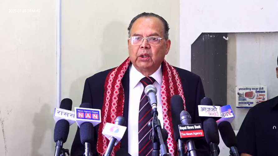 भारत र चीनसँग सन्तुलन मिलाएर काम गर्न सकेन भने नेपालको राष्ट्रियतामाथि हमला हुनेवाला छ : नेता खनाल 