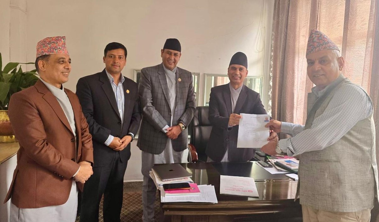 संसदीय सुनुवाइ समितिको सभापति पदमा रामहरि खतिवडाको मनोनयन दर्ता