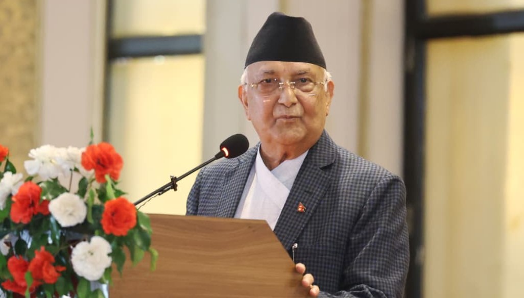 ‘परिपूर्ण लोकतन्त्र स्थापनाका लागि सरकार प्रयासरत छ’