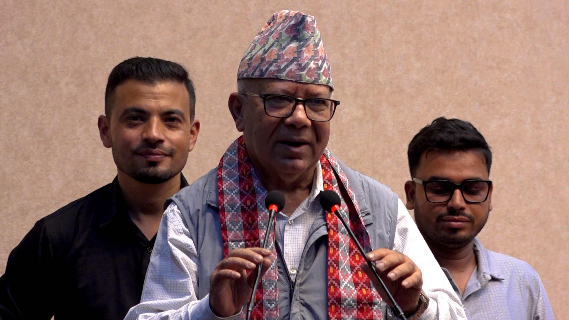 बामदेवलाई भित्र्याउँदै नेपालले भने– कम्युनिष्ट शक्तिहरू एक हुनैपर्छ