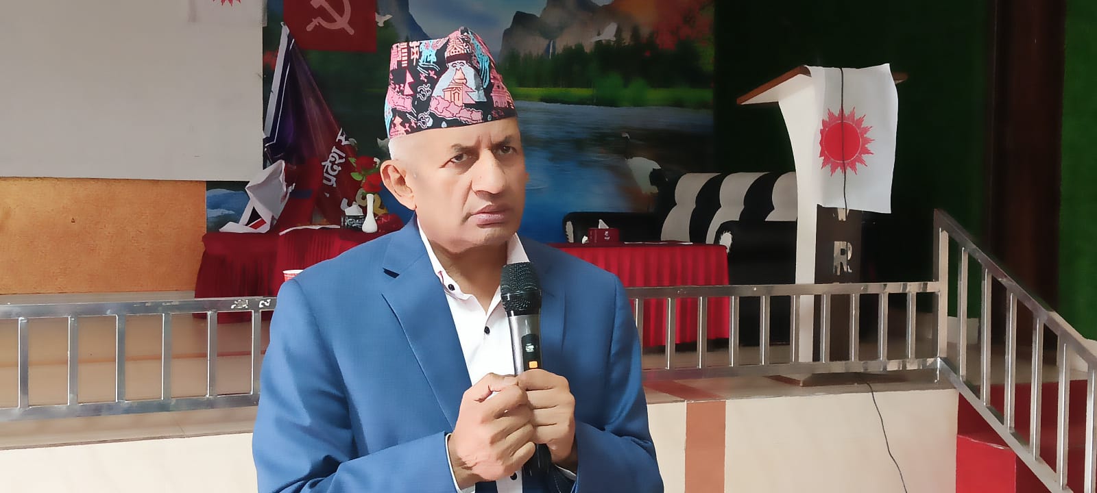 एमाले गम्भीर संकट पार गरेर अघि बढेको छ : नेता ज्ञवाली 