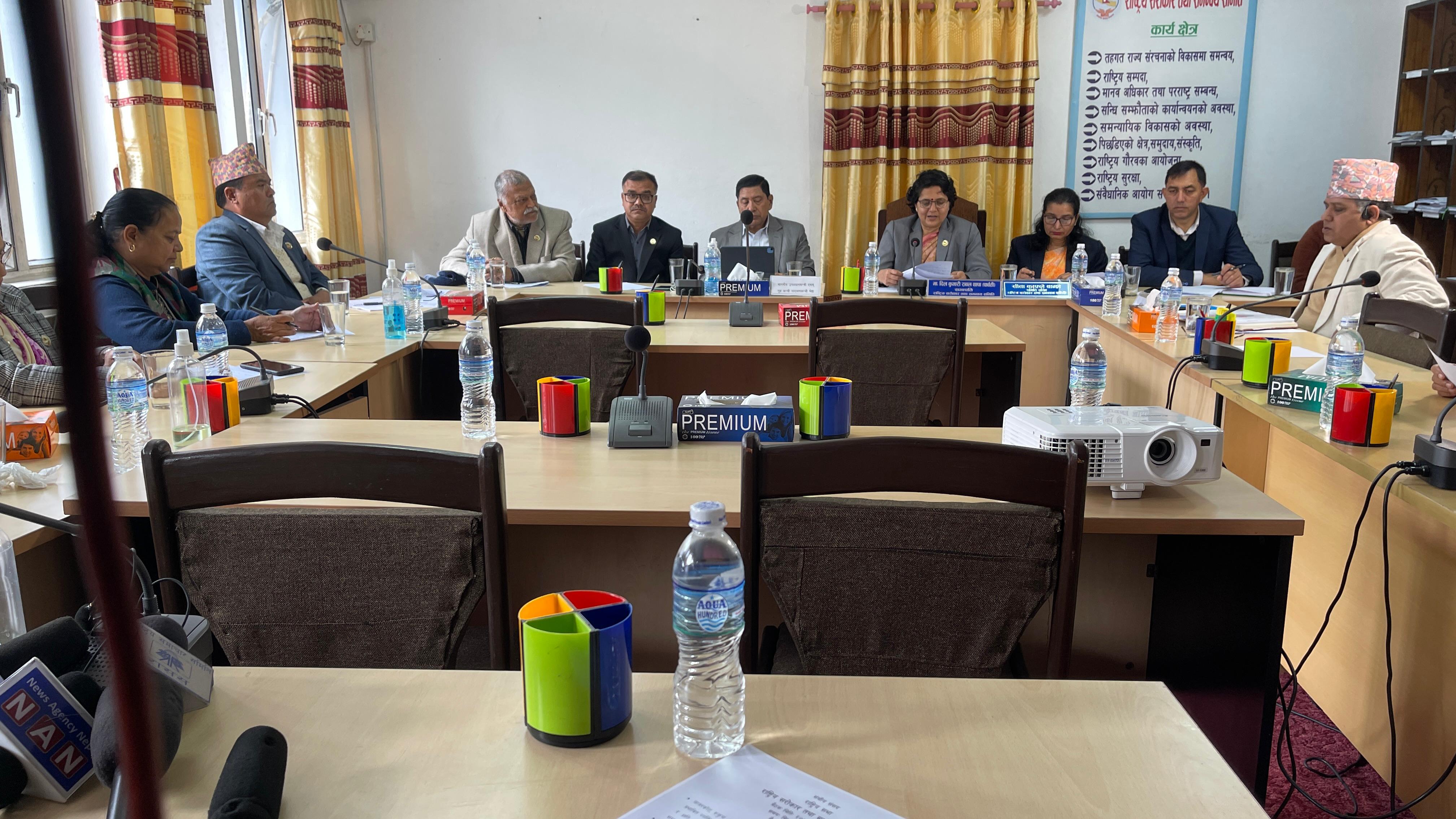 सुशासन समितिद्वारा गृहमन्त्री श्रेष्ठबाट भूकम्पपीडित व्यवस्थापनको विवरण माग