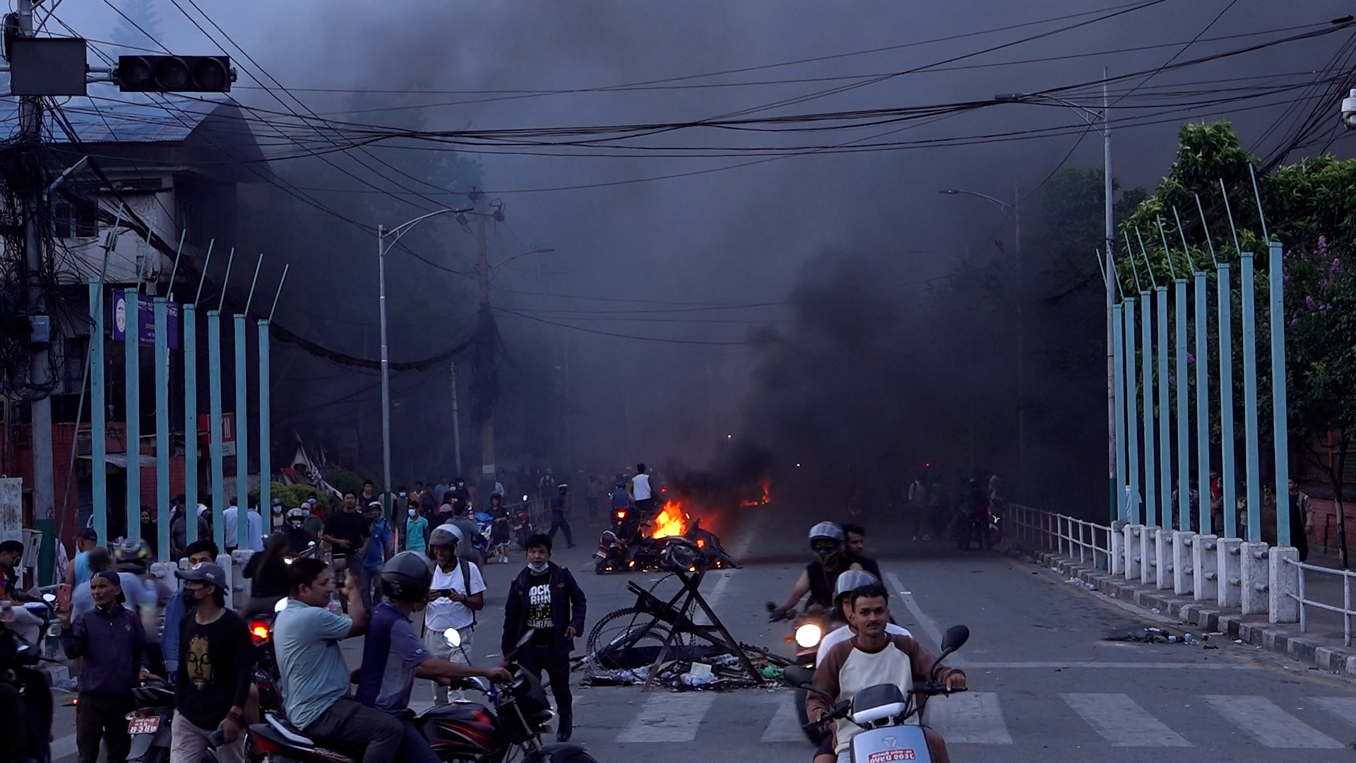 सिंहदरबार जेनजीकै नियन्त्रणमा