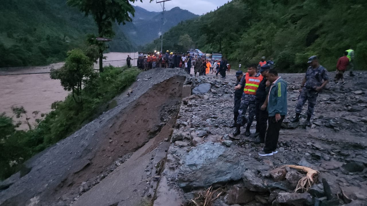 सिमलताल दुर्घटना : ६५ मध्ये २३ जनाको शव भेटियो, १५ जनाको सनाखत