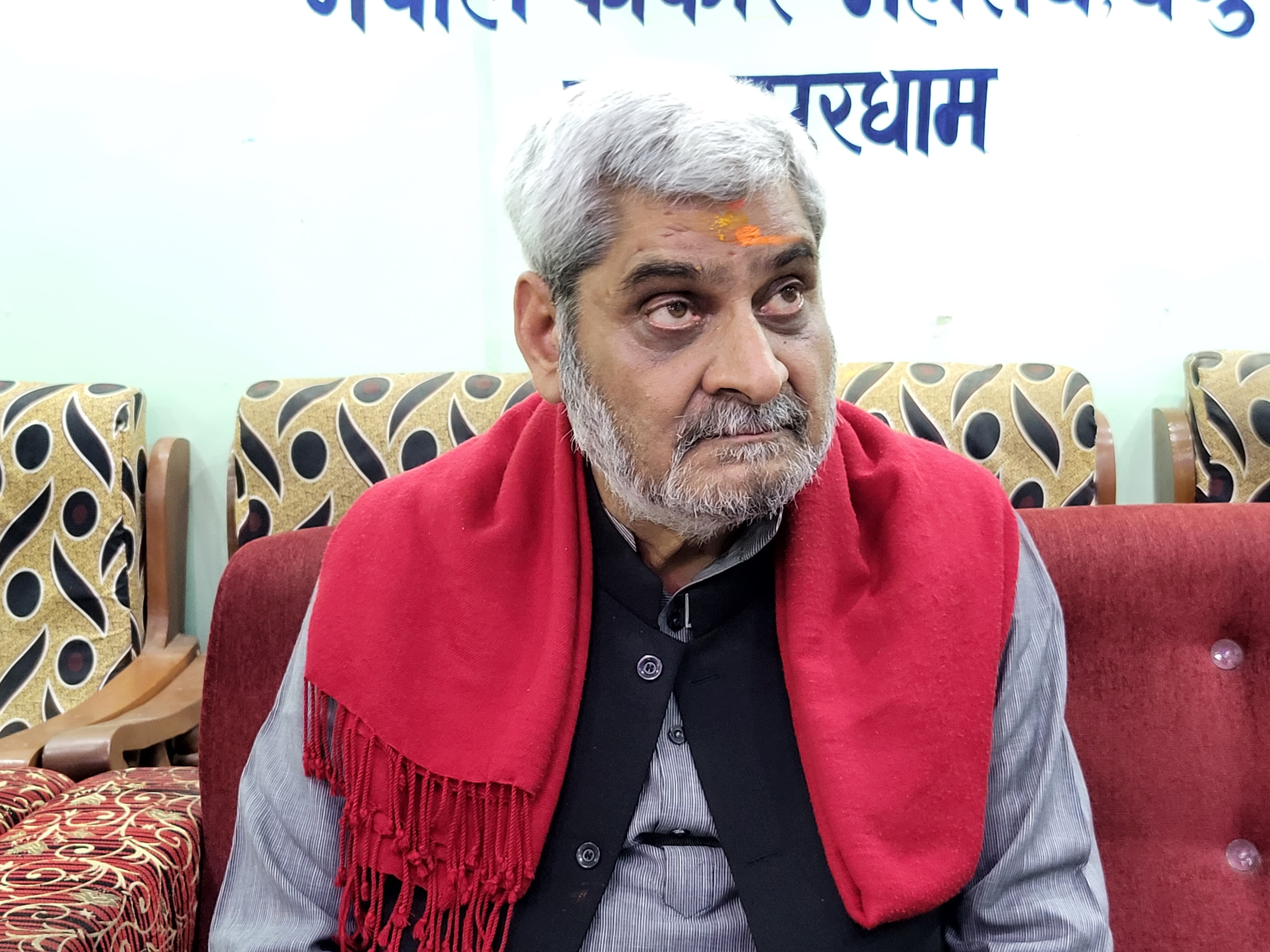 अहिलेको संघीयता विकृत छ : हृदयेश त्रिपाठी