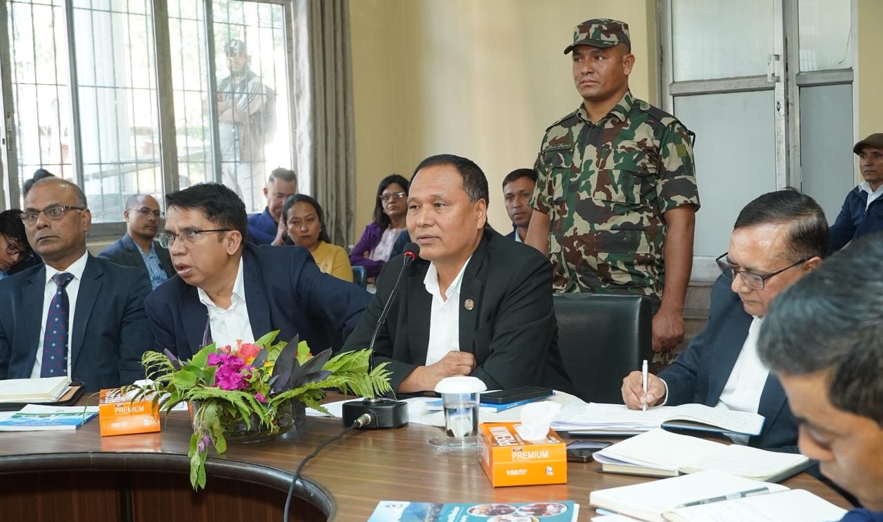 एकीकृत बस्तीसँग सामाजिक, वातावरण र आर्थिक पक्ष जोड्न नसक्दा सफल भएन : मन्त्री घिसिङ