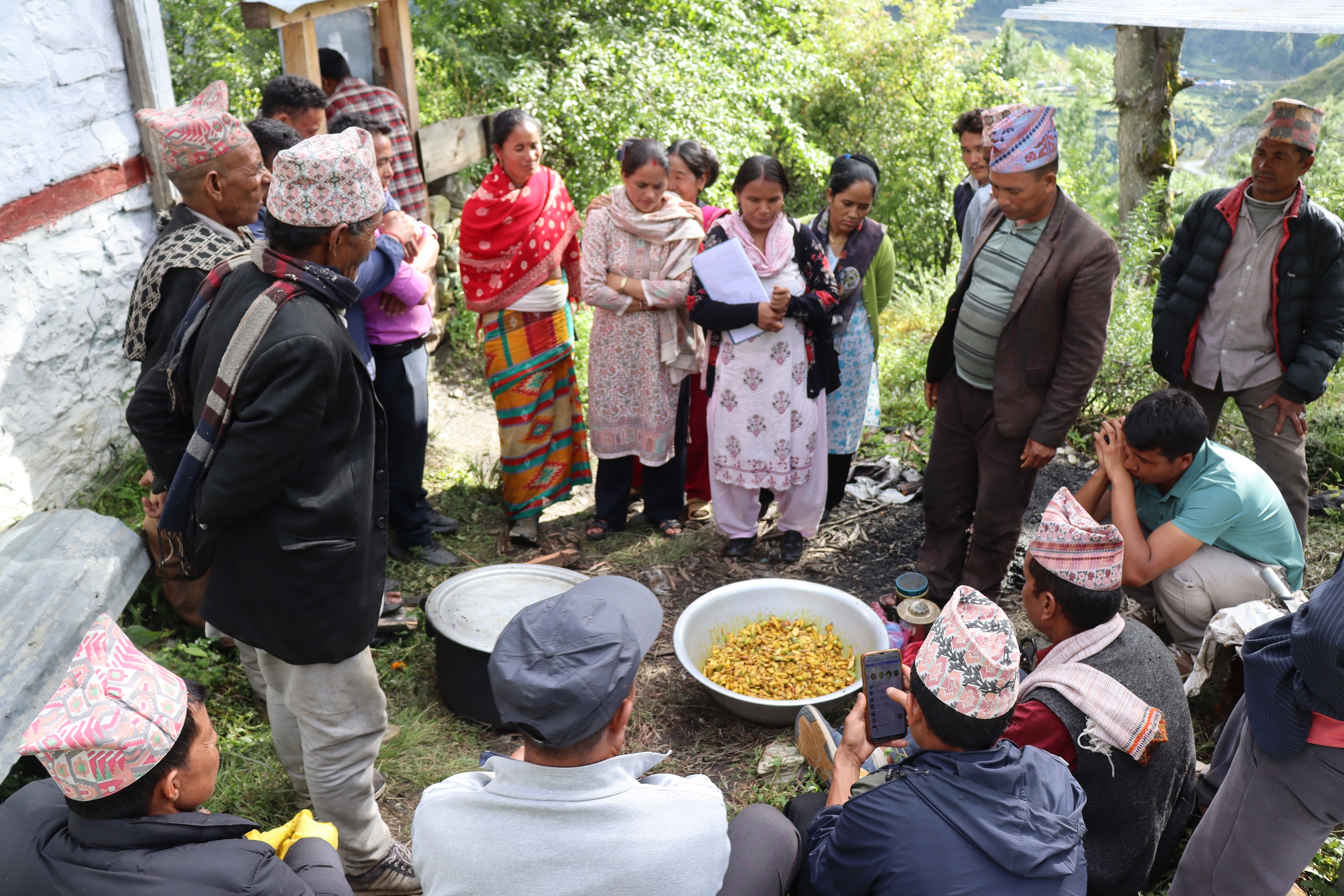 स्याउबाट जाम, जेली, जुस बनाएर आम्दानी गर्न सिक्दै मुगुका किसान