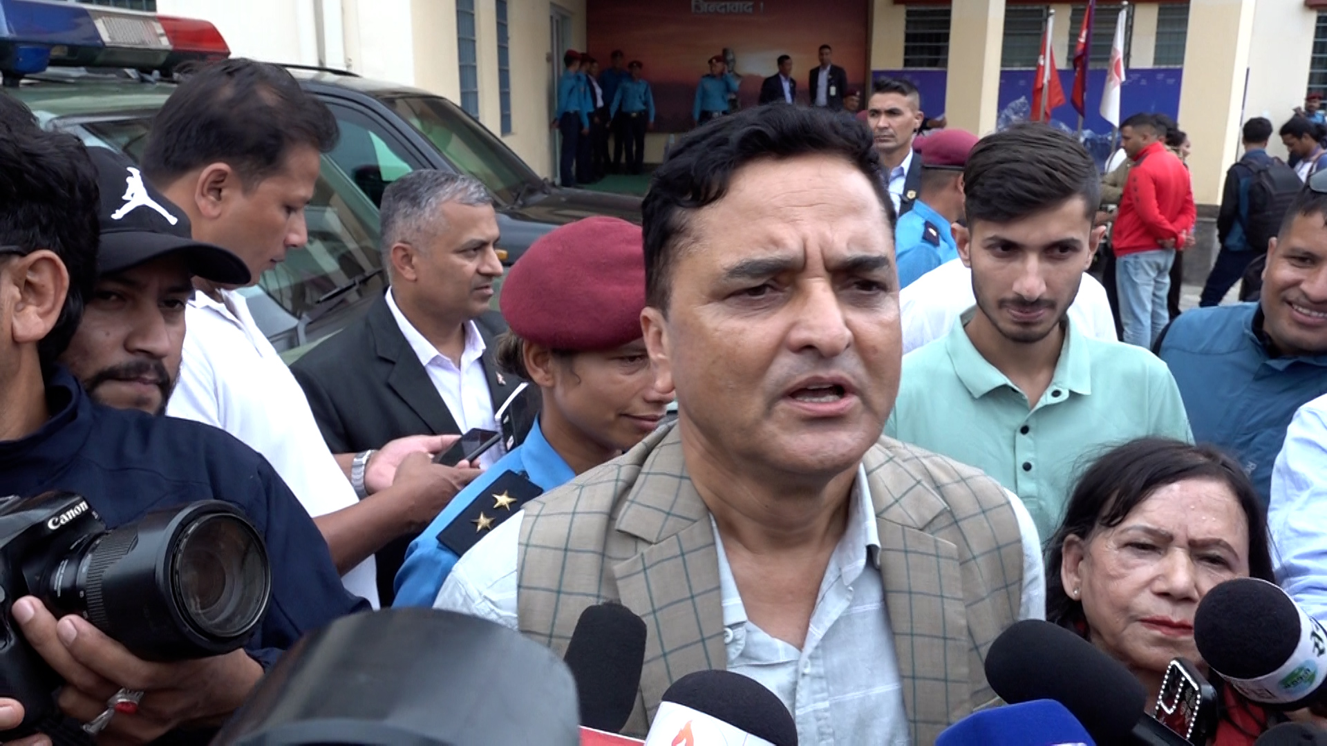 ‘अध्यक्ष ओली र पूर्वराष्ट्रपति भण्डारीबीचको भेट एमालेको लागि महत्वपूर्ण’