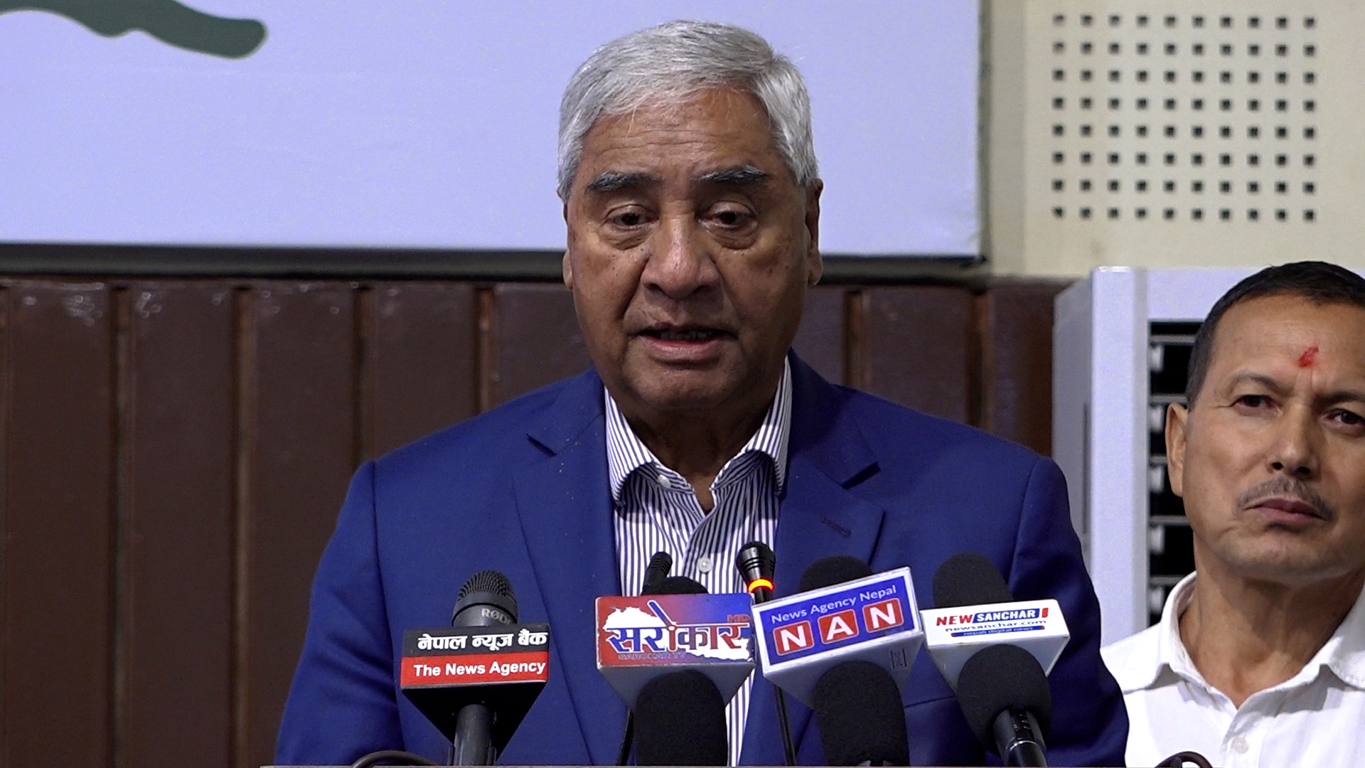 सबै दोष सरकार र नेताहरूको टाउकोमा थाेपार्न पाइँदैन : सभापति देउवा