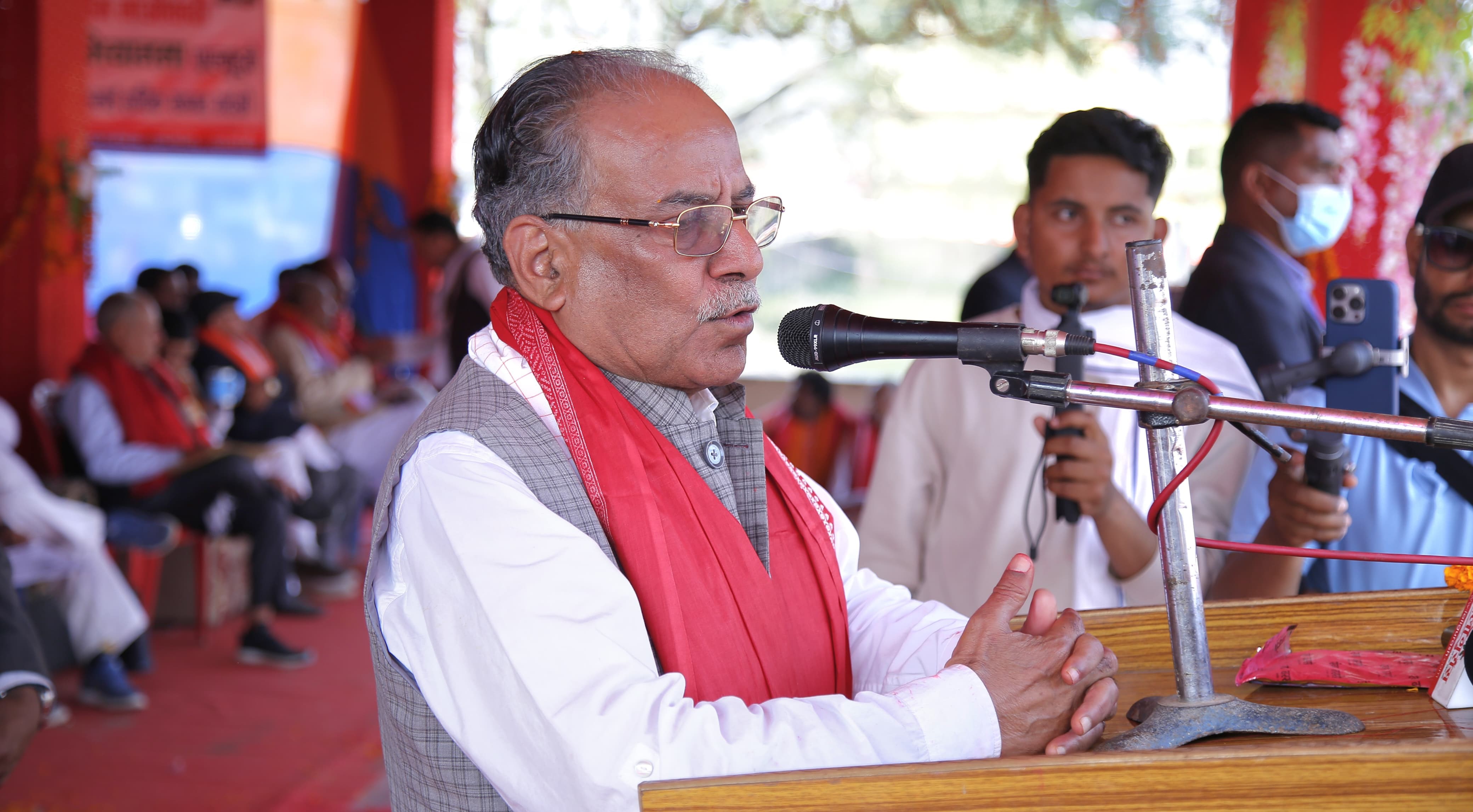 देशको ध्यान मधेसमा केन्द्रित छ : अध्यक्ष दाहाल