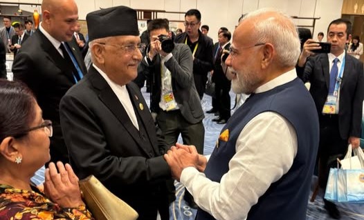 चीनमा प्रधानमन्त्री ओली र मोदीबीच भेट