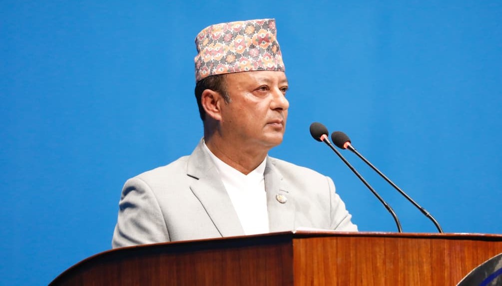 मुलुकभर लोडसेडिङको हल्ला निरर्थक मात्रै  हो : मन्त्री खड्का