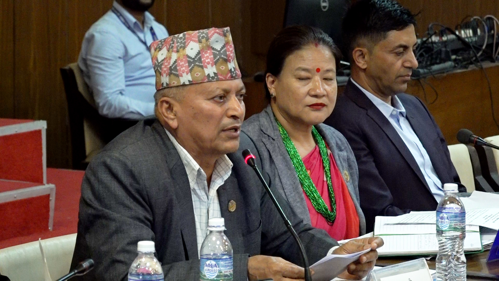 भूमि सम्बन्धी विधेयकमाथि सुझाव अनुसार संशोधन भएको छ : मन्त्री अधिकारी