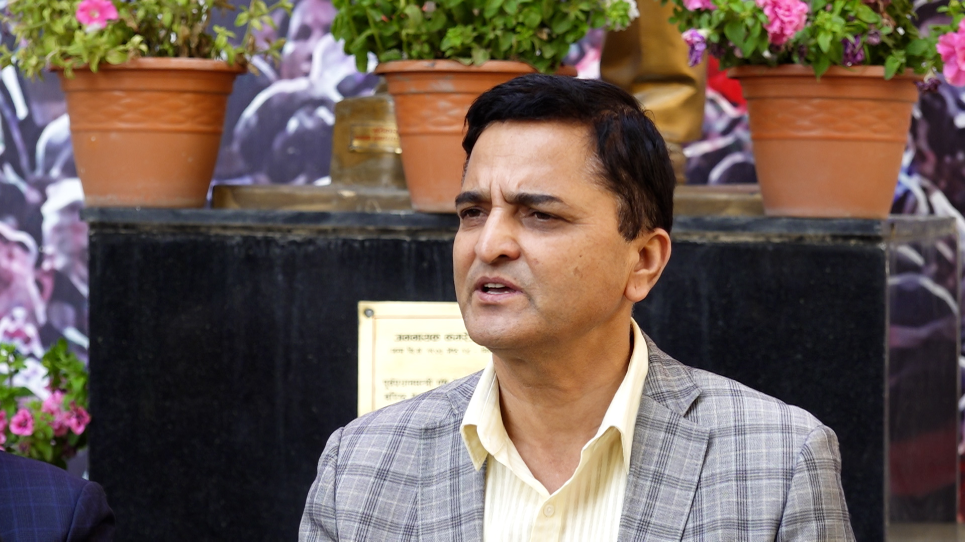 सामाजिक सन्जालमाथिको प्रतिबन्ध लामो समय जाँदैन : योगेश भट्टराई 