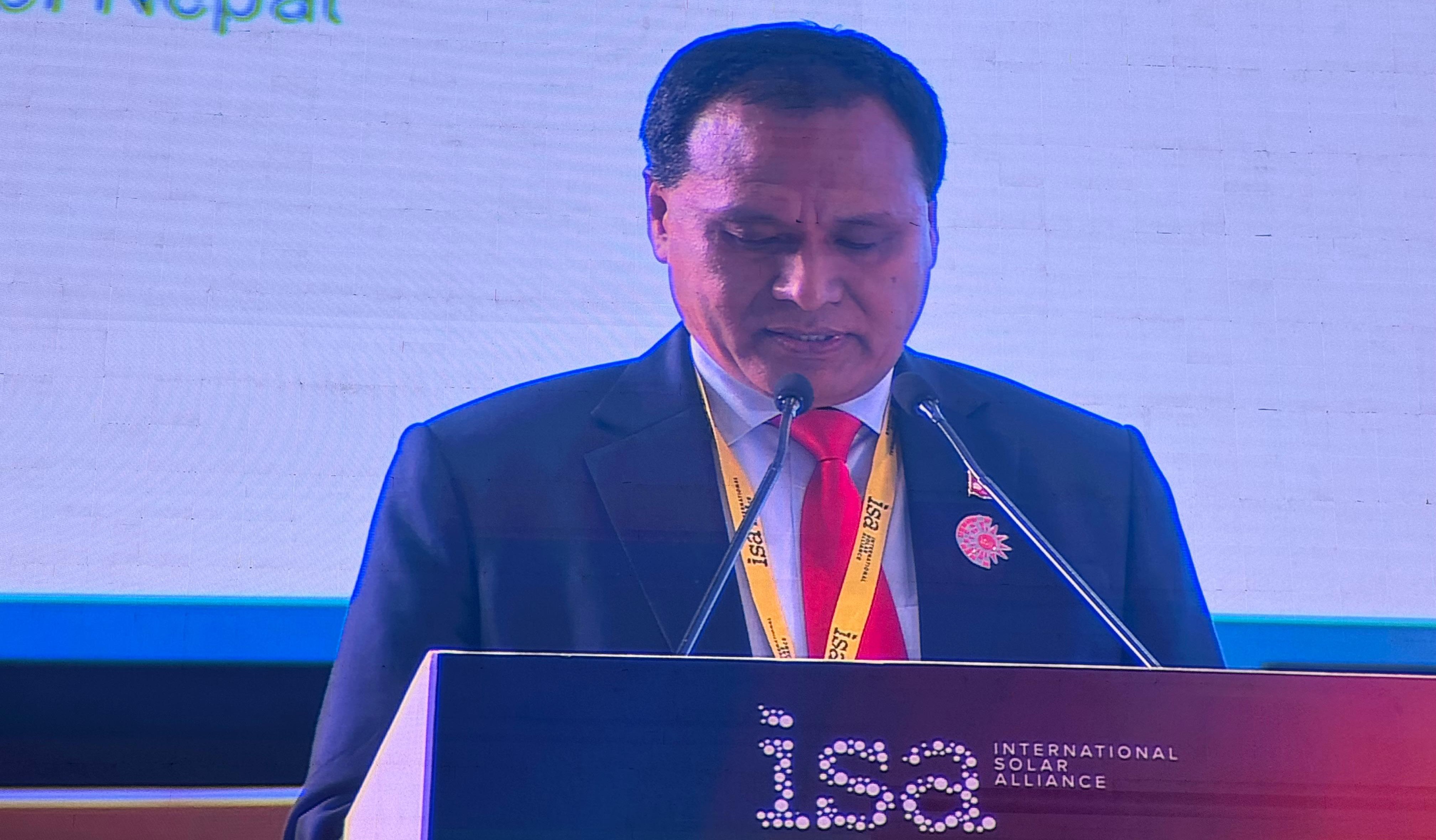 नेपालको नविकरणीय ऊर्जामा लगानी गर्न मन्त्री घिसिङले गरे अन्तर्राष्ट्रिय समुदायलाई आह्वान