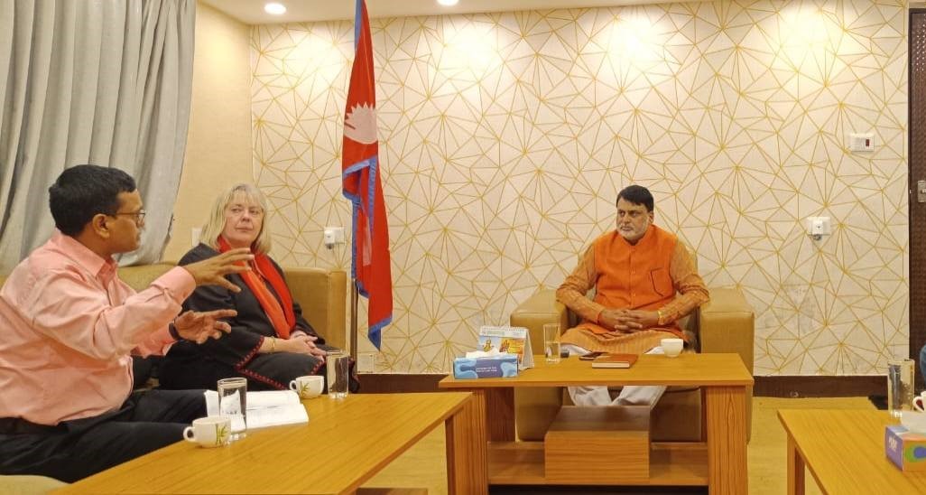 मुख्यमन्त्री सोनल र बेलायती राजदूतावासको टोलीबीच भेट