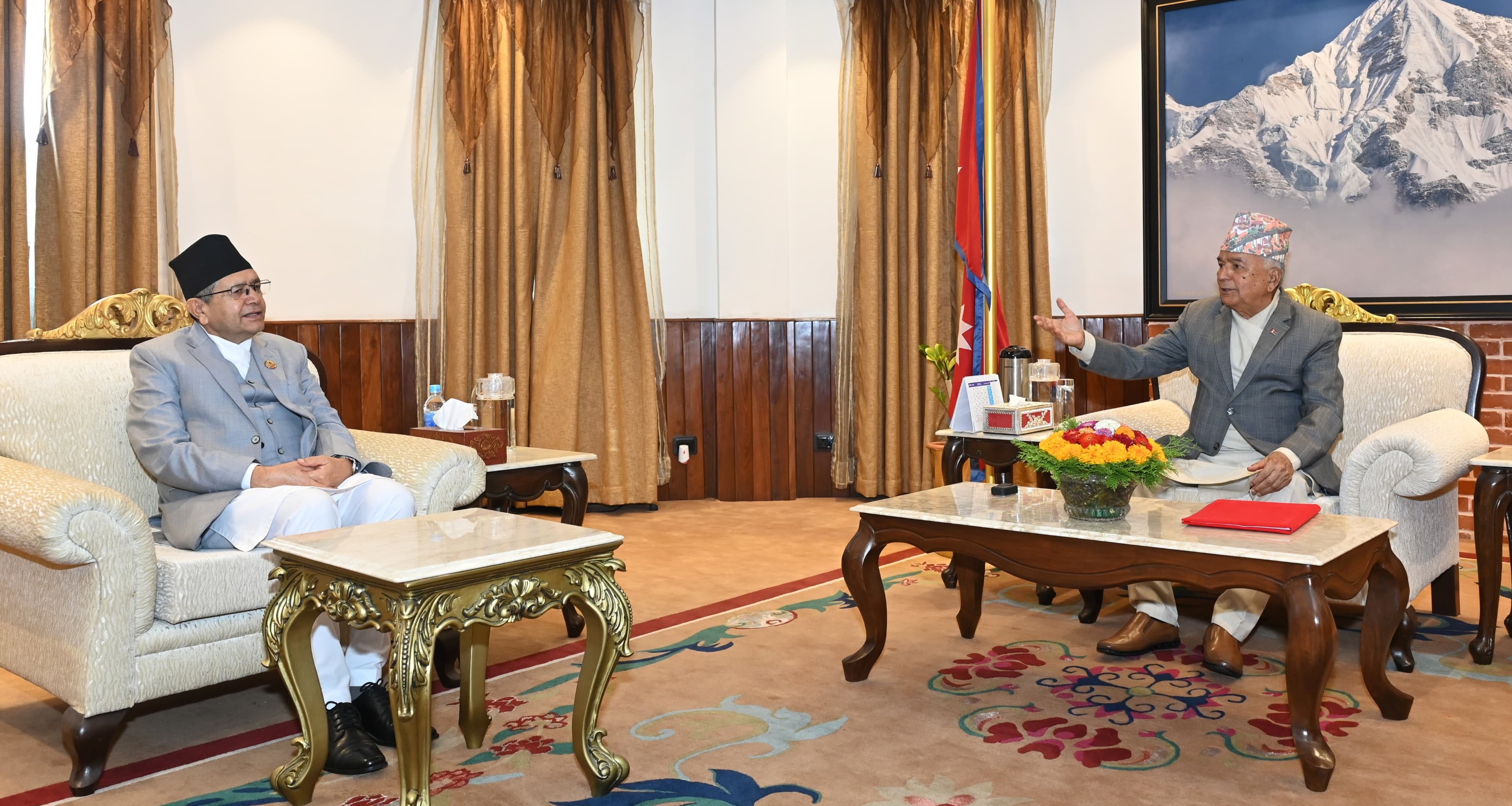 राष्ट्रपति पौडेल र सभामुख घिमिरेबीच भेटवार्ता 