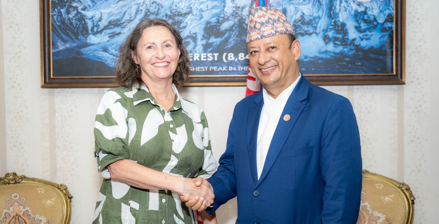 ऊर्जामन्त्री खड्का र अष्ट्रेलियाका राजदूतबीच भेट