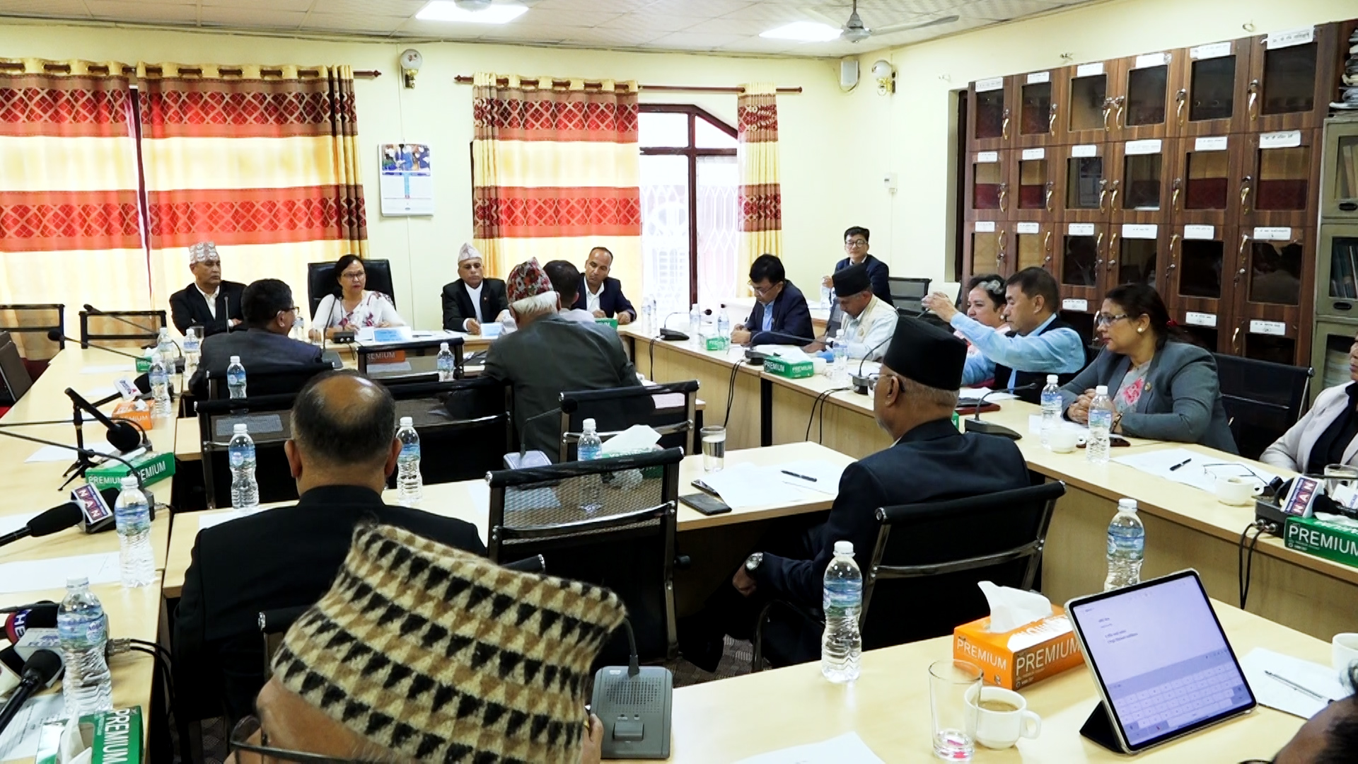 विधेयक निर्माणमा भएको त्रुटिप्रति सांसदहरुले गरे आत्मसमीक्षा