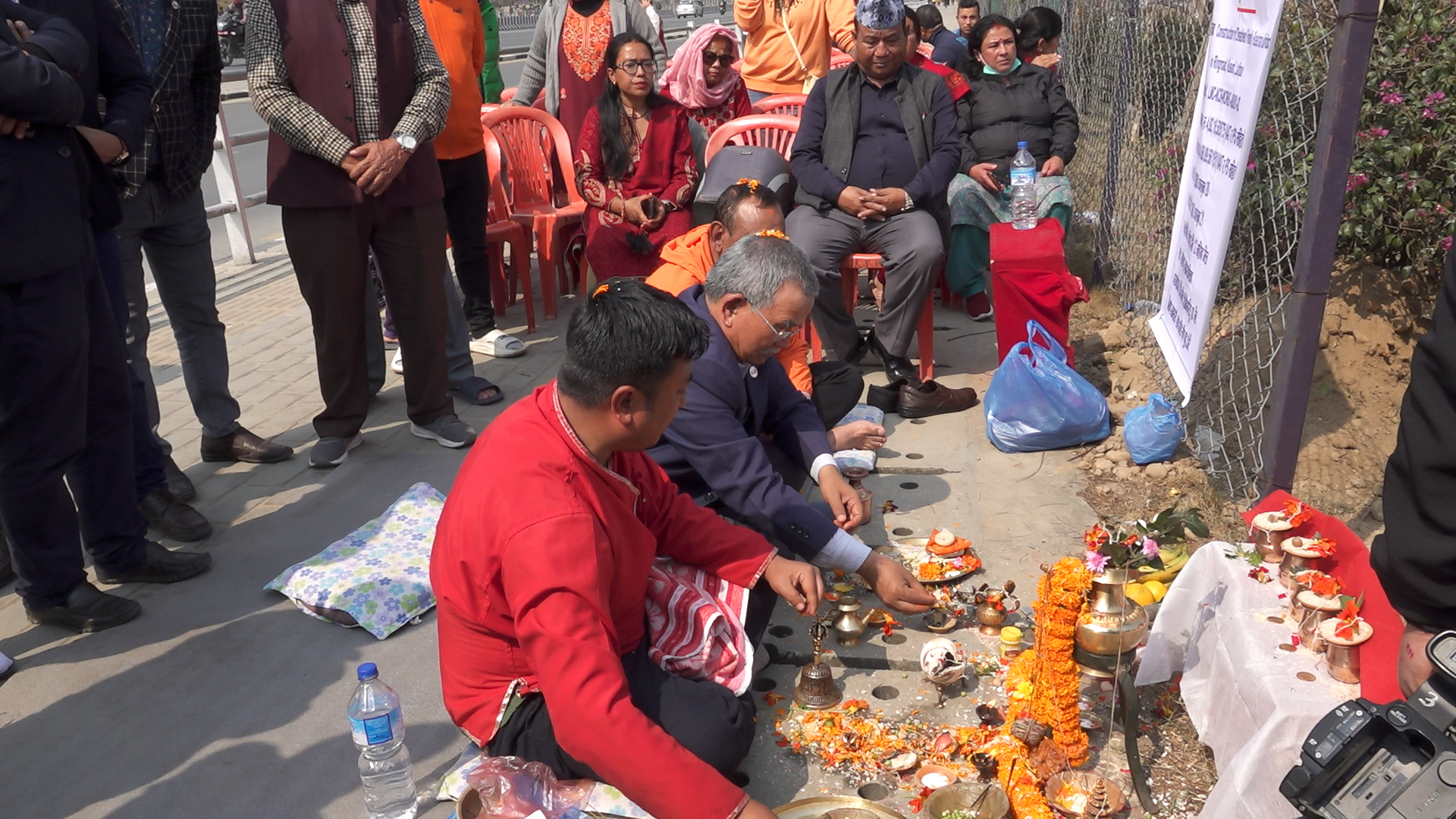 कुसुन्तीमा लिफ्टसहितको अपांगतामैत्री आकाशे पुलको शिलान्यास