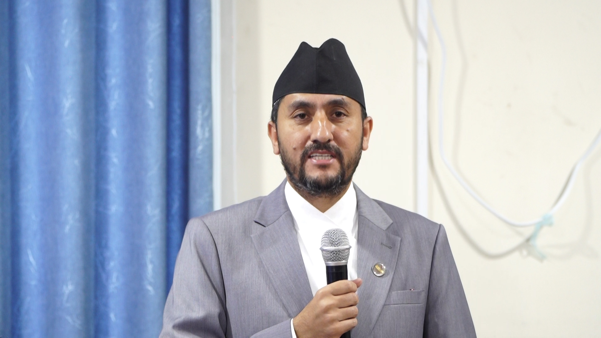 हुलाकको आवश्यकता र सार्थकता मरेको छैन : मन्त्री खरेल