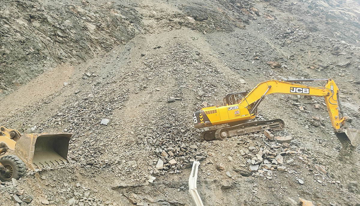 बाढी–पहिरोले अवरुद्ध राजमार्गको अवस्था के छ? कुन–कुन खुले, कुन छन् बाँकी?