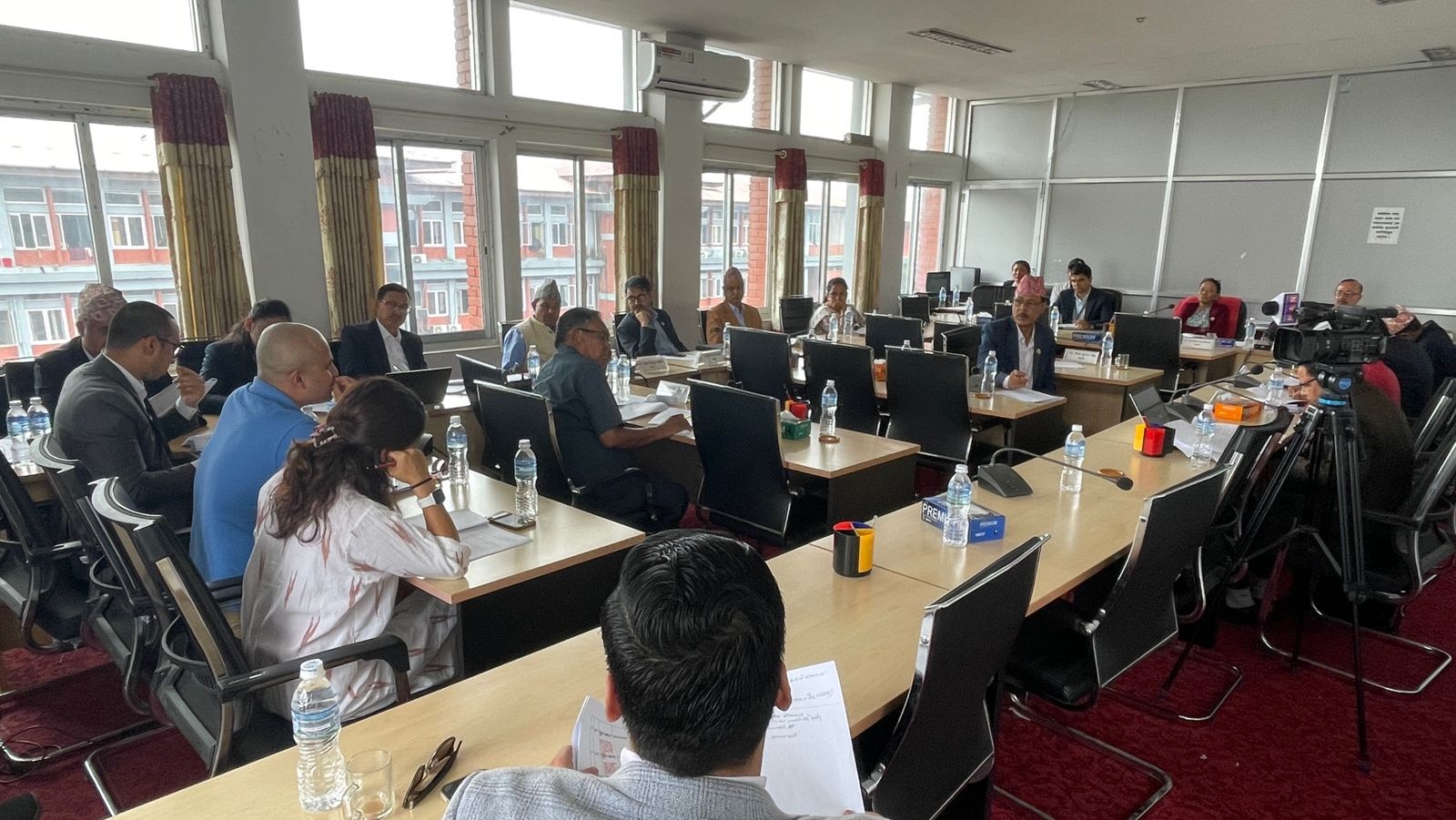 विधायन व्यवस्थापन समितिको बैठक बस्दै 