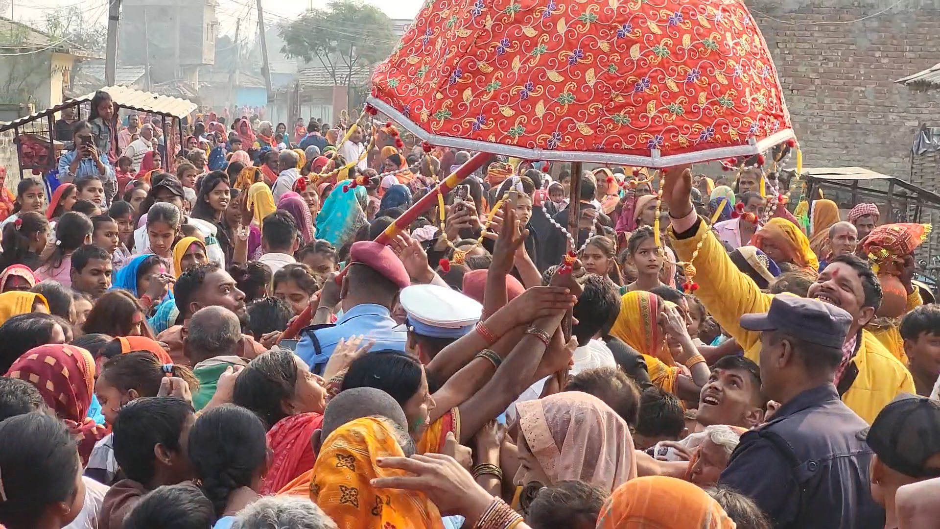 मिथिला माध्यमिकी परिक्रमा सुरु [तस्बिरहरू]