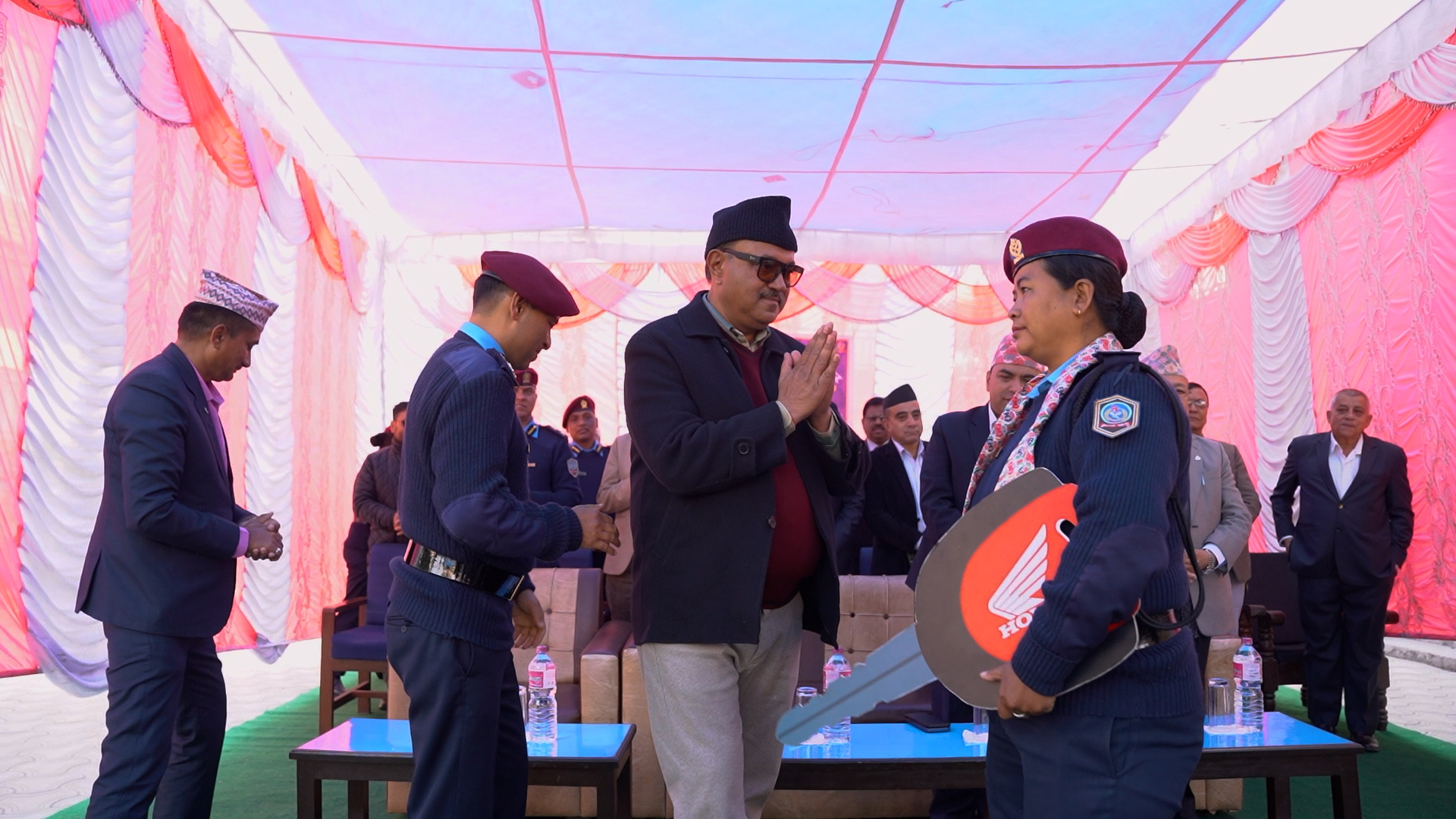 अब महिला प्रहरी कर्मचारीहरुबाट मात्र सेवा 