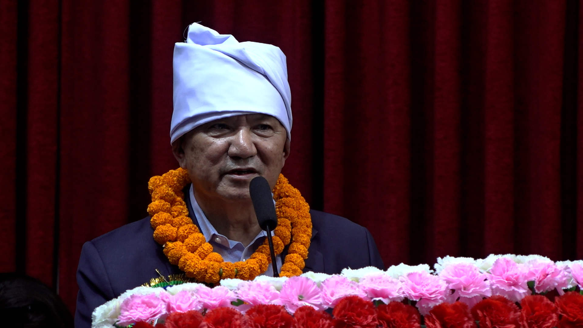 डेढ वर्षमा तीन वटा सरकार फेरिएको कारण देश विकासमा समस्या आयो’