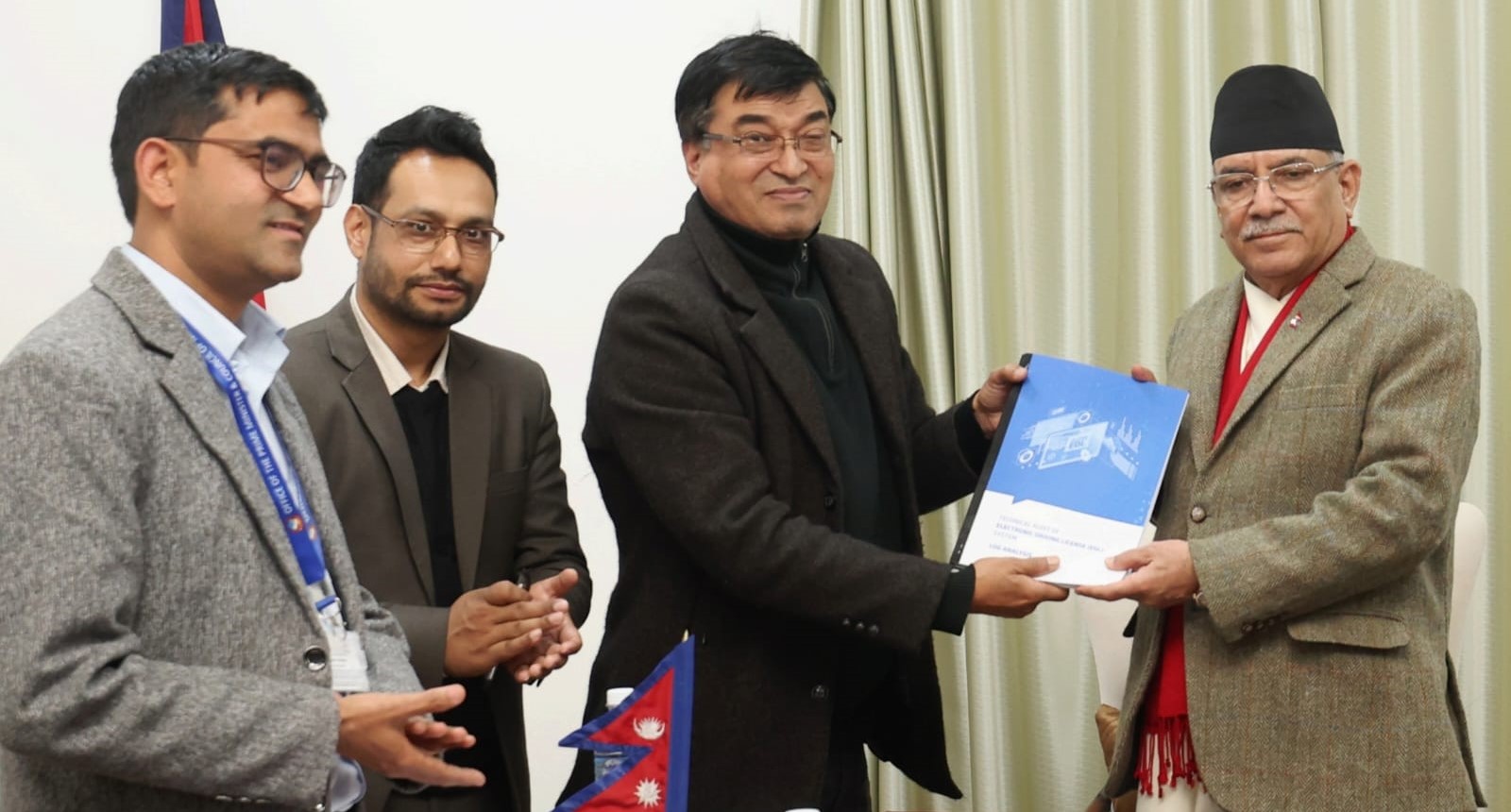 इलेक्ट्रोनिक ड्राइभिङ लाइसेन्स प्रणाली सुधार्न प्रधानमन्त्रीको निर्देशन