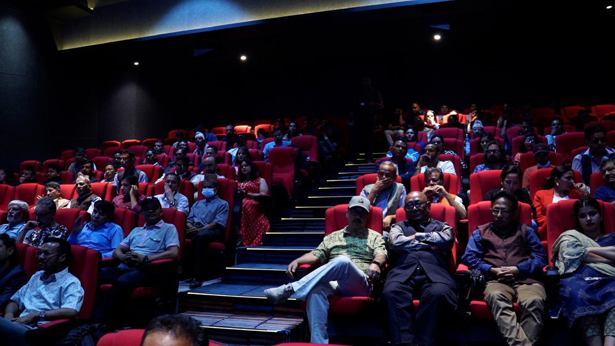 दीपक–दीपाको सिनेमा हल’ आजदेखि सञ्चालनमा