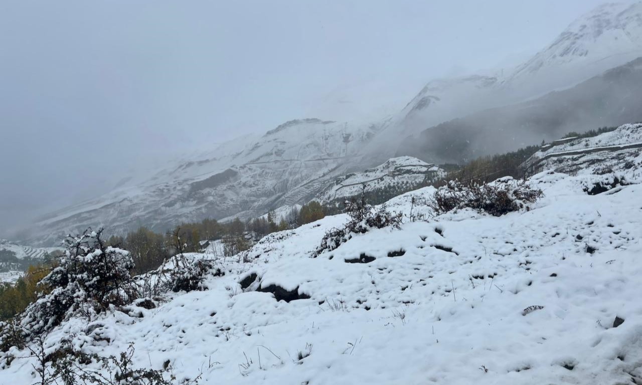 मुस्ताङमा भारी हिमपात [तस्बिरहरू]