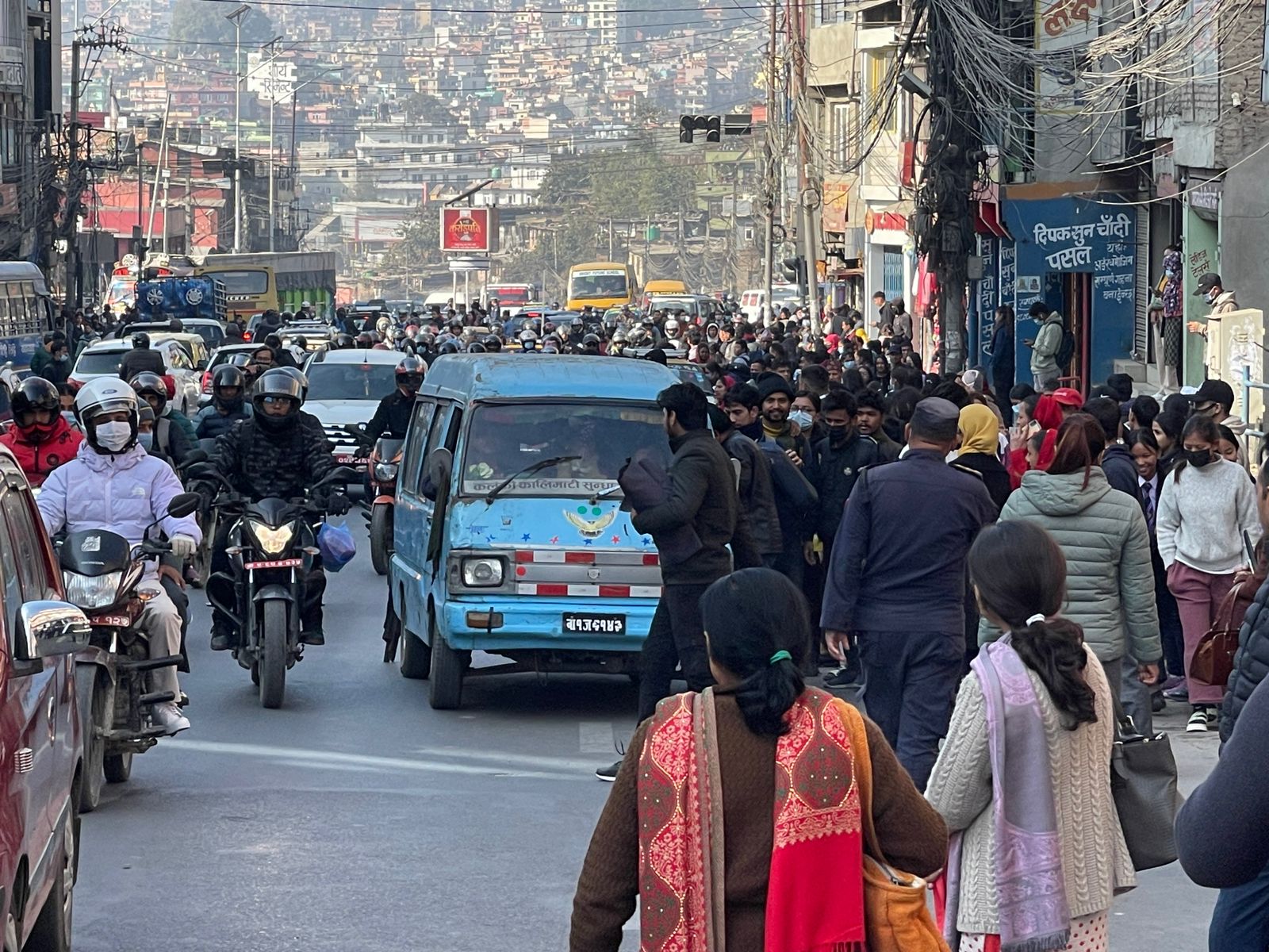 त्रिवि दीक्षान्तर समारोहका कारण उपत्यकाको ट्राफिक व्यवस्थापन अस्तव्यस्त 