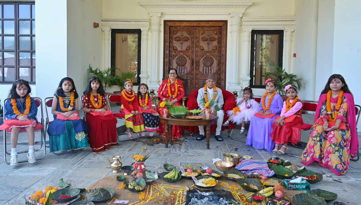 राष्ट्रपति पौडेलद्वारा नवकन्याको पूजा
