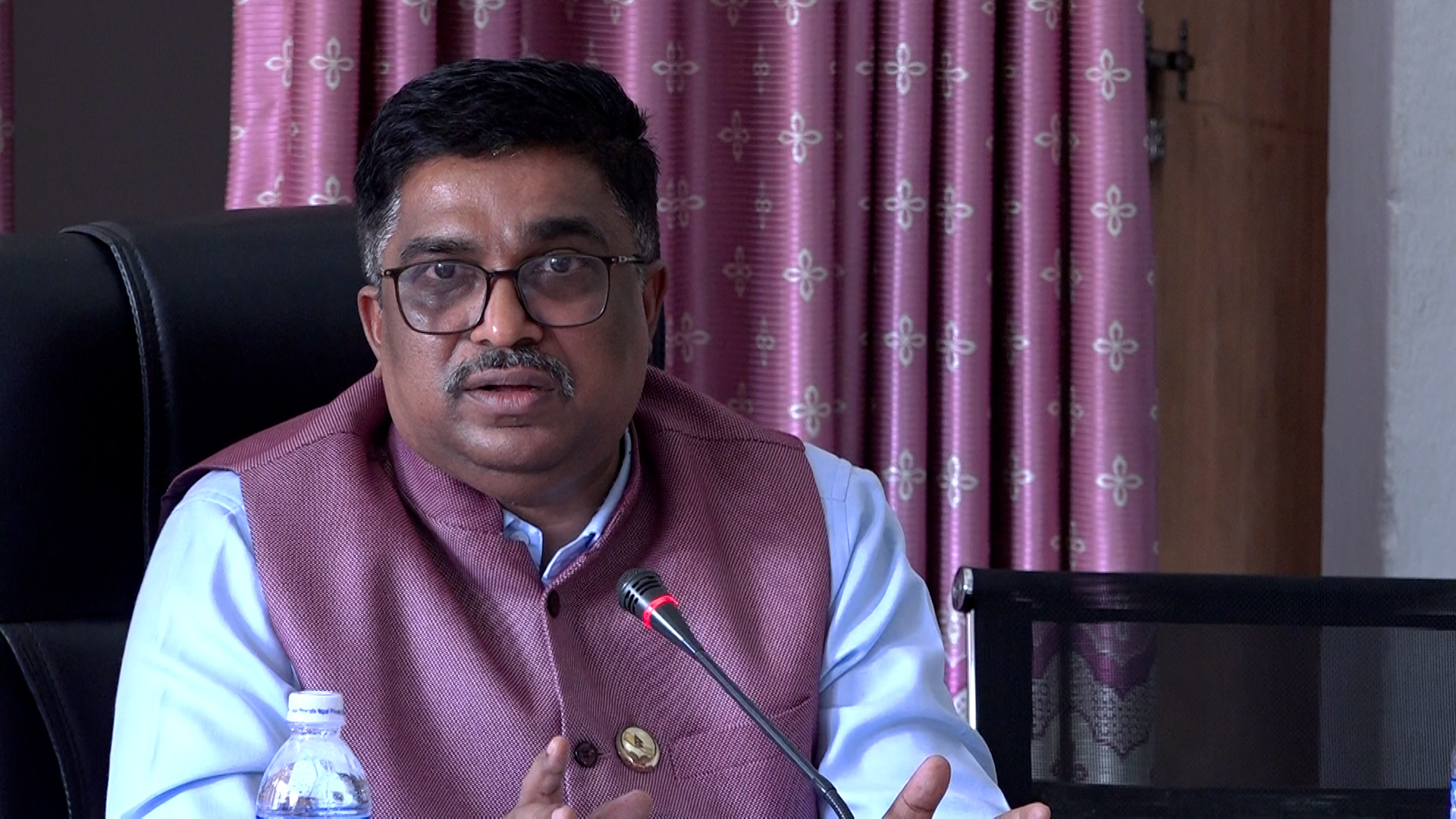 वायुसेवा निगमलाई व्यवस्थित गरिएन भने लाजमर्दो हुन्छ : यादव