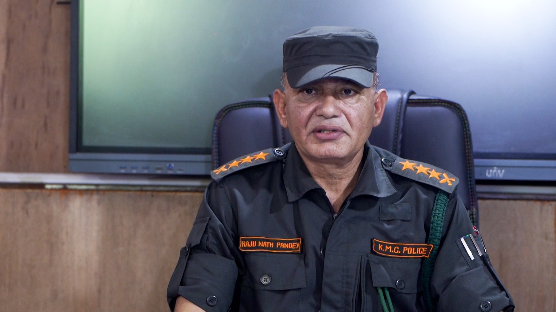 काठमाडौं महानगरभित्र सार्वजनिक स्थलहरुमा धुम्रपान निषेध, भदाैदेखि जरिवाना