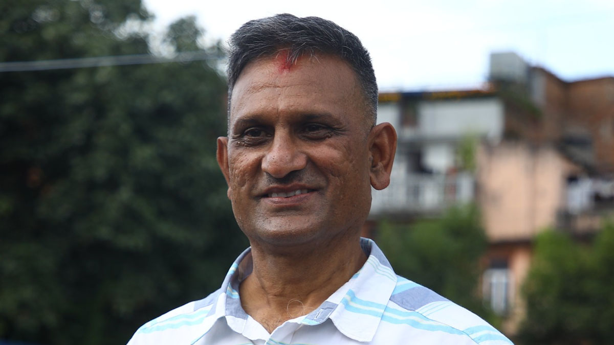 पूर्वडीआईजी खरेलमाथि भ्रष्टाचारमा छानविनका लागि अख्तियारमा उजुरी 