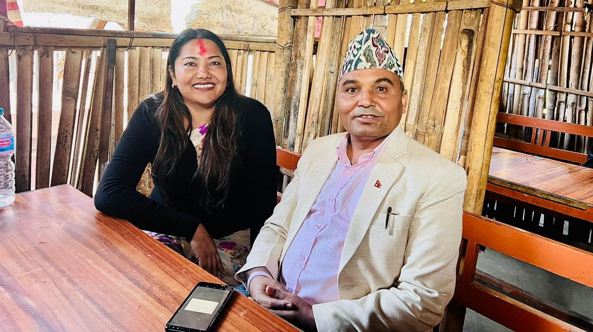झाँक्रीलाई समर्थन गर्दै कांग्रेसका बागी भुसालले गराए उम्मेदवारी निष्क्रिय