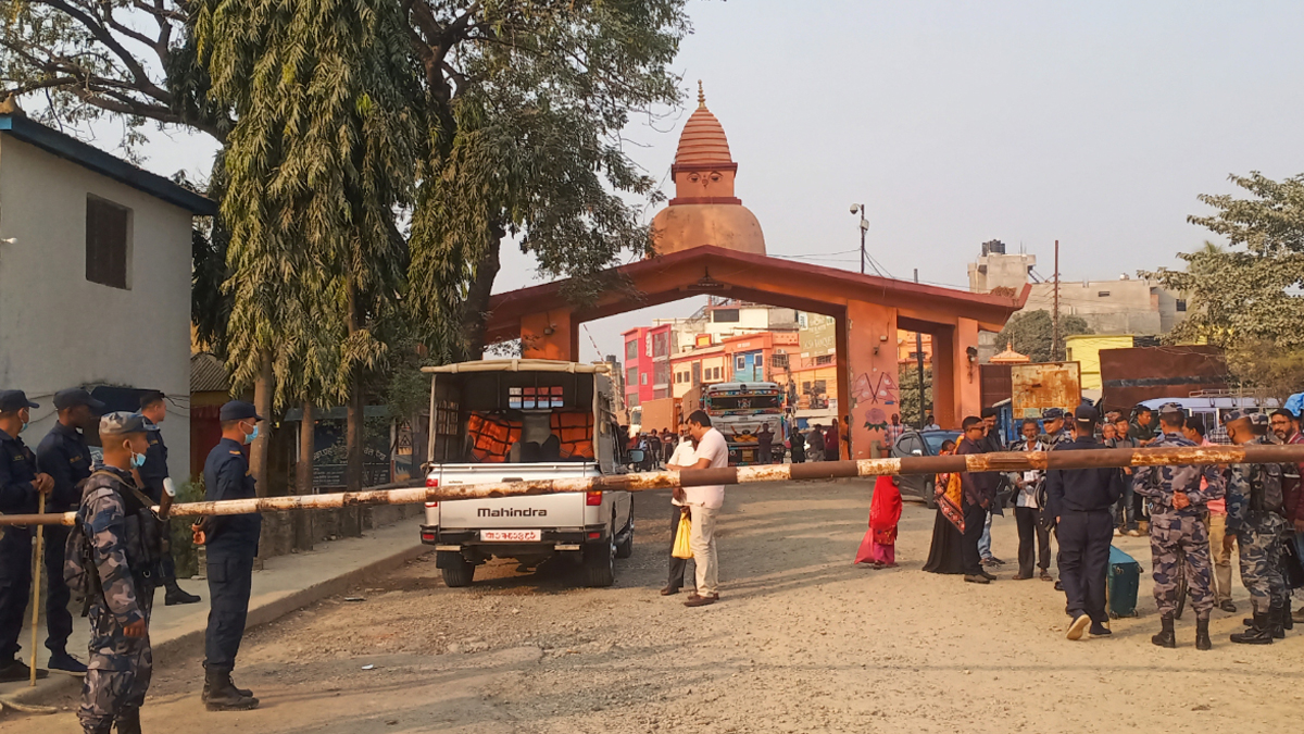 रुपन्देही सीमामा सुरक्षा कडा
