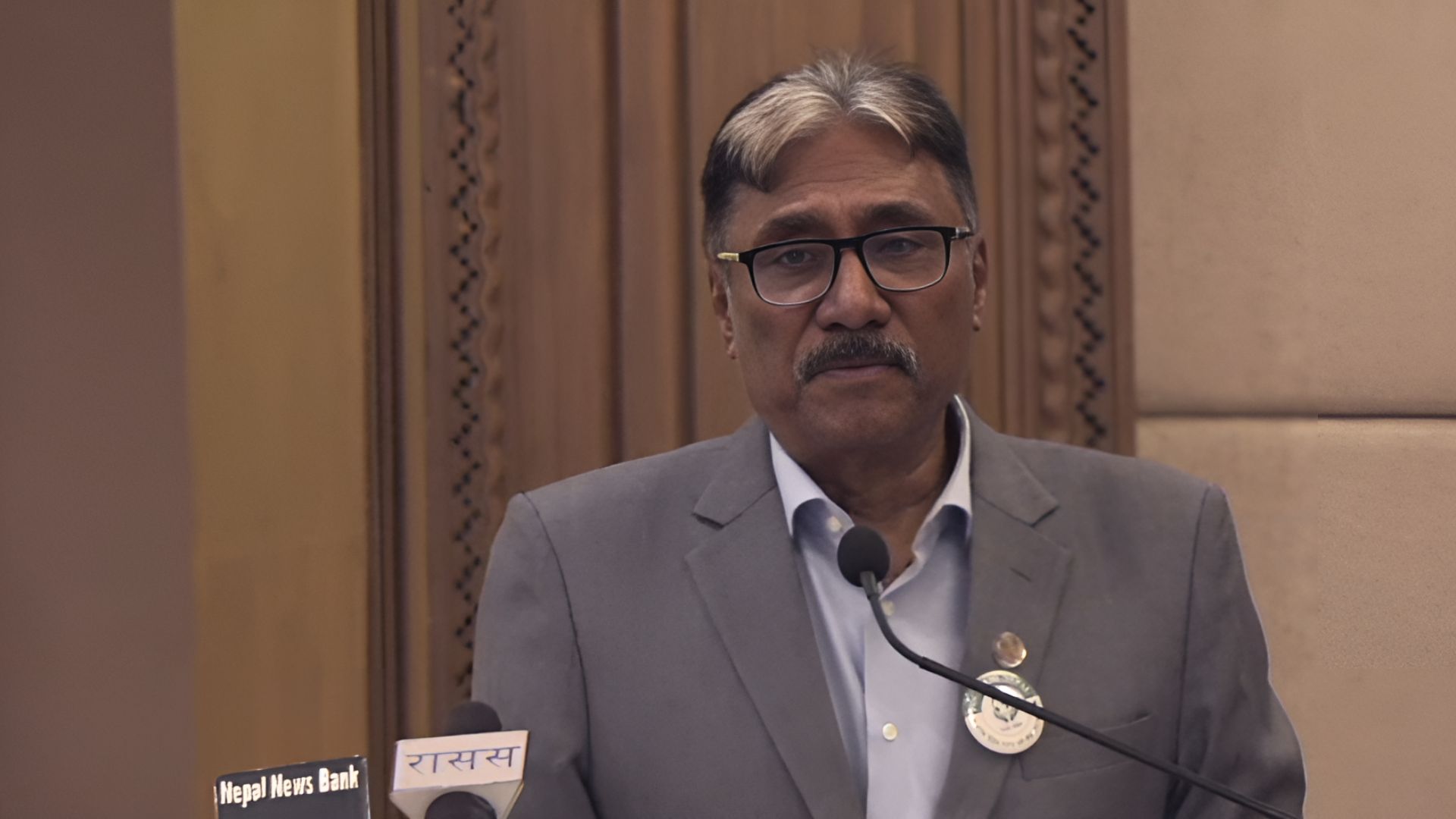 पर्यटनलाई विज्ञ र व्यवसायीहरुले अगाडि बढाएका छन् : मन्त्री भण्डारी