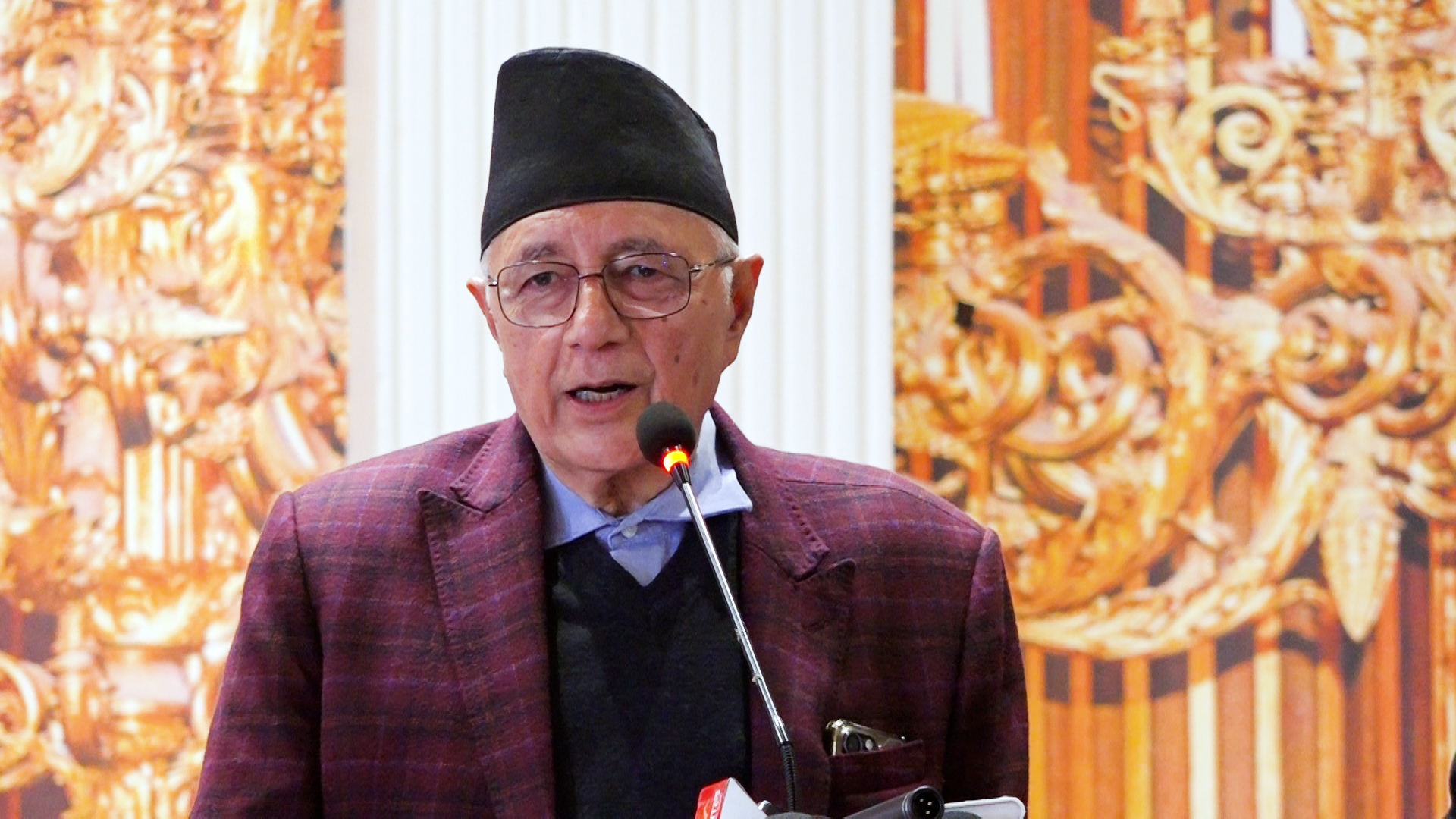 गठबन्धनका कारण कांग्रेसको भोटको प्रतिशत घट्दै गएको छ : नेता कोइराला