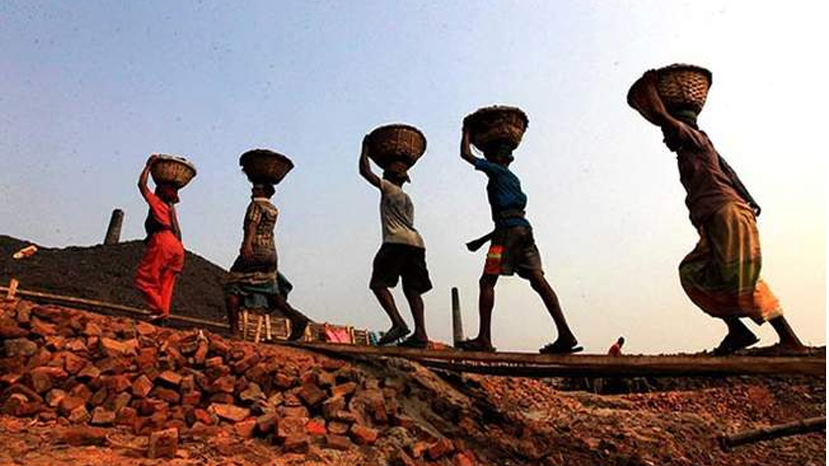 सरकारले बढायो श्रमिकको न्यूनतम पारिश्रमिक, अब कसले कति ? 