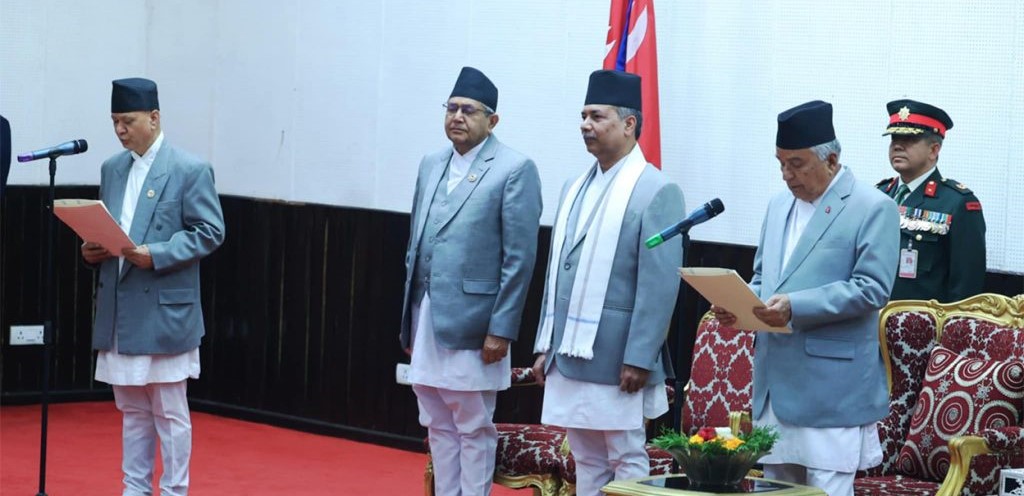 शिक्षामन्त्री रजुजी पन्तले लिए शपथ