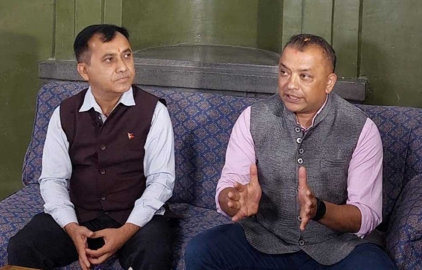 कांग्रेस महामन्त्रीद्वय थापा र शर्माले भने– चुनावअघि महाधिवेशन नभए उम्मेदवार हुँदैनौ