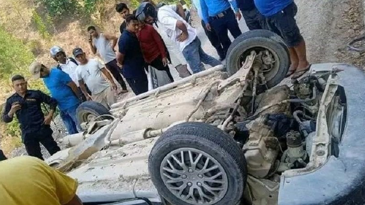 स्वर्गद्वारीमा कार दुर्घटना, बालबालिकासहित ८ जनाको मृत्यु