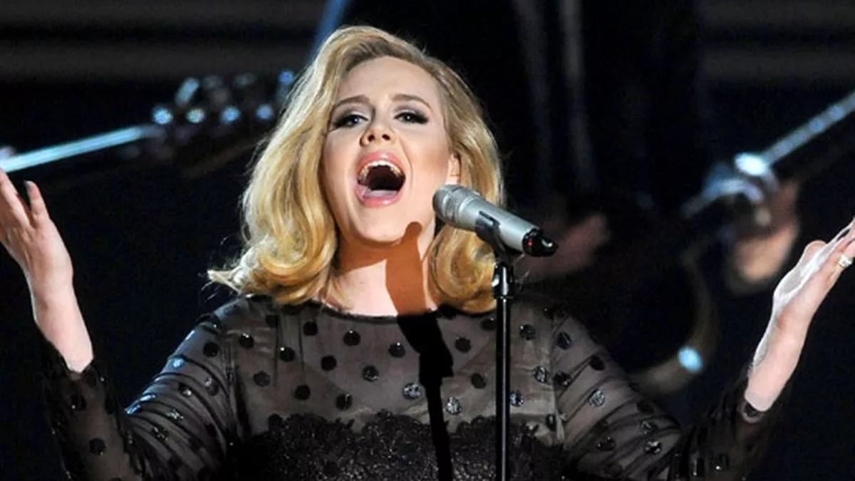 गीतबाट ब्रेक लिने एडेलको घोषणा